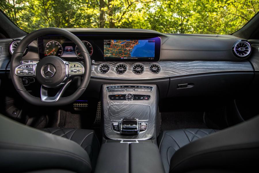 Торпедо Mercedes-Benz CLS450 AMG Line (C257) 2018 года  (NA) (фото 10 из 46)